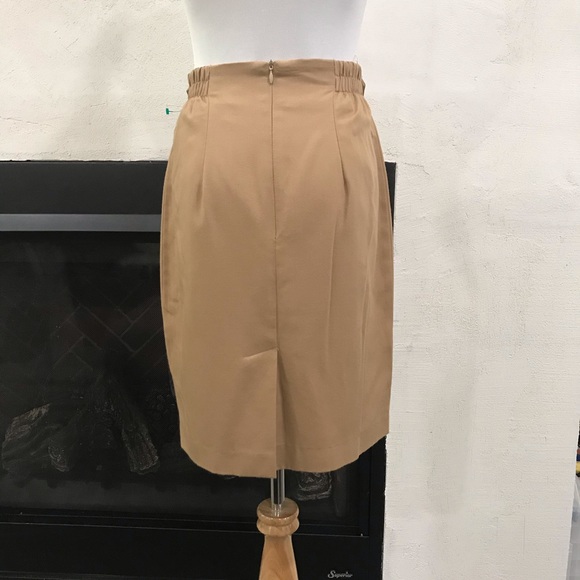 Vintage wool blend skirt size 2P. - Picture 3 of 8